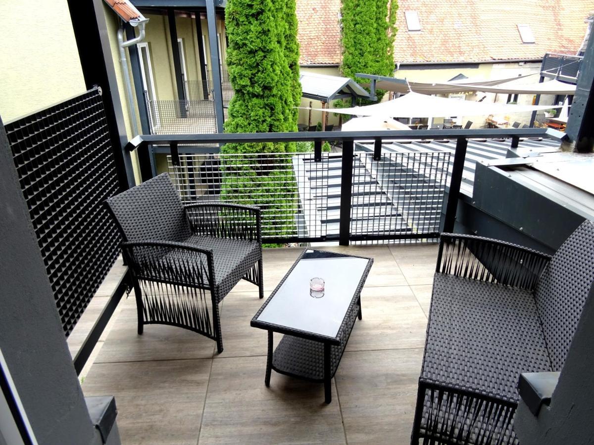 Eventhotel Oe - Cappuccino Geiselwind Exterior foto